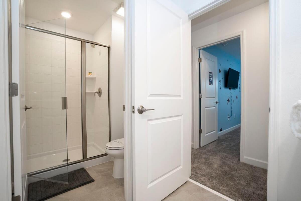 Gorgeous 4 Bedroom W Screened Pool Close To Disney 2653 Kissimmee Luaran gambar