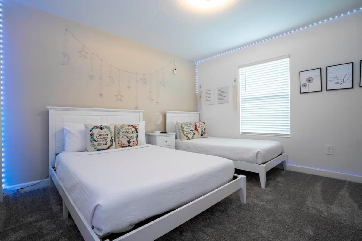 Gorgeous 4 Bedroom W Screened Pool Close To Disney 2653 Kissimmee Luaran gambar
