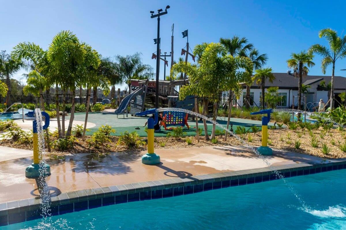 Gorgeous 4 Bedroom W Screened Pool Close To Disney 2653 Kissimmee Luaran gambar