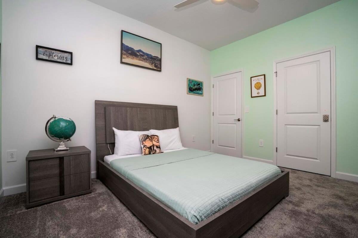 Gorgeous 4 Bedroom W Screened Pool Close To Disney 2653 Kissimmee Luaran gambar